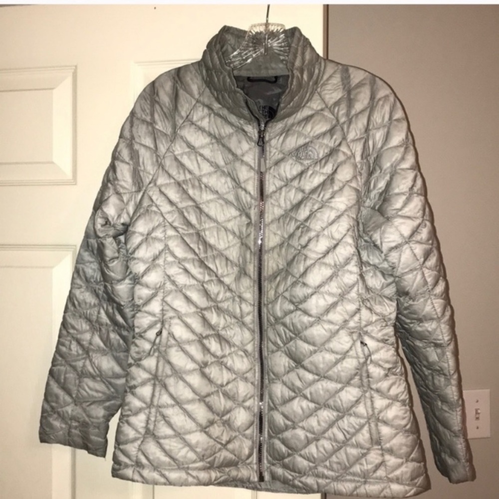 North Face jacket - Picture 2 of 5
